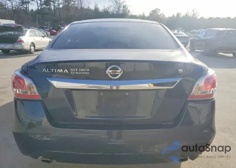 2015 Nissan Altima 2.5 z USA, uszkodzony, nr VIN 1N4AL3AP3FC493002